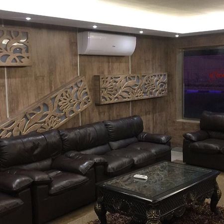 Ruoof Furnished Units Apartment ดัมมัม ภายนอก รูปภาพ